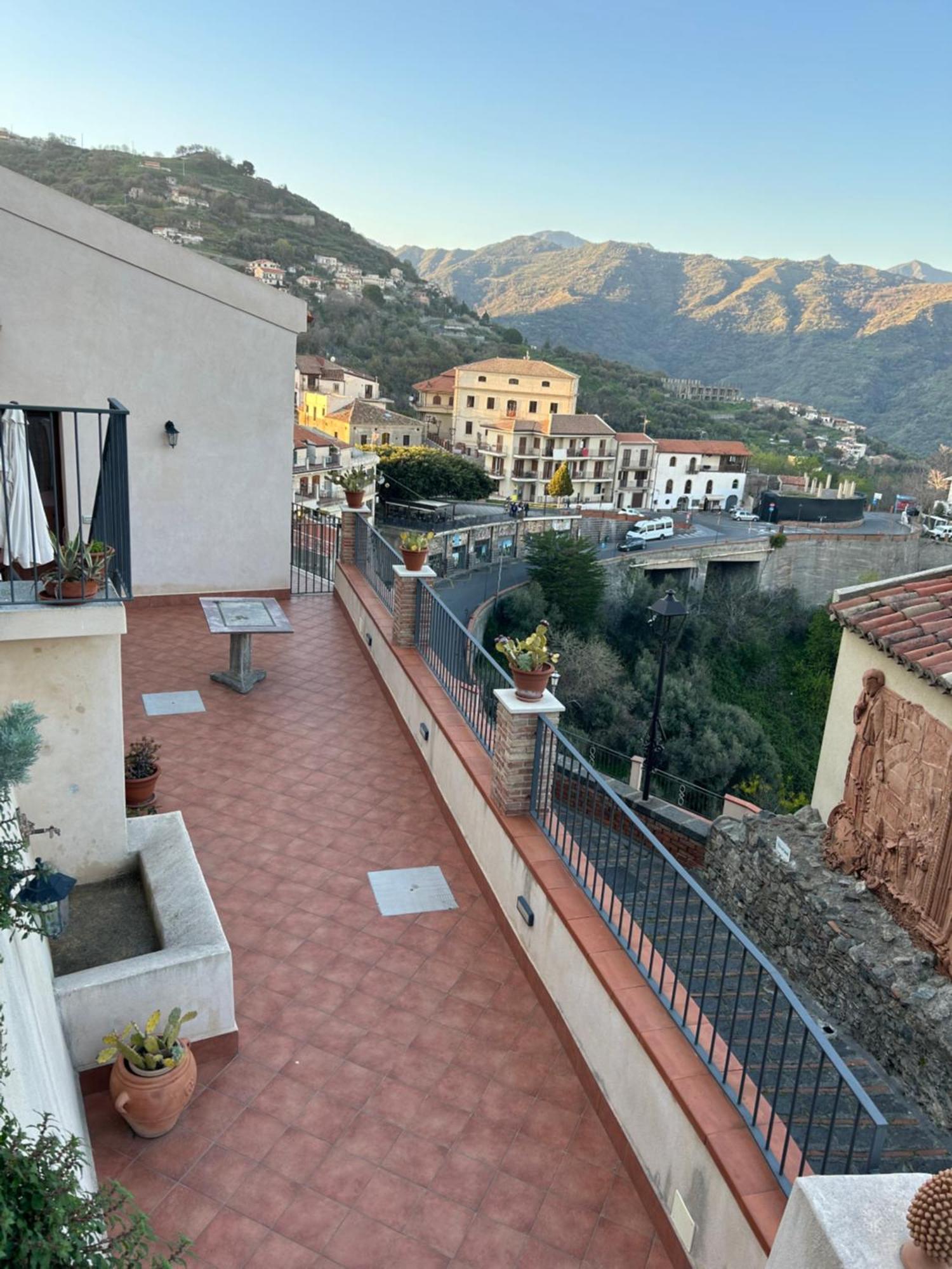 Casa Gambino Savoca Exterior foto
