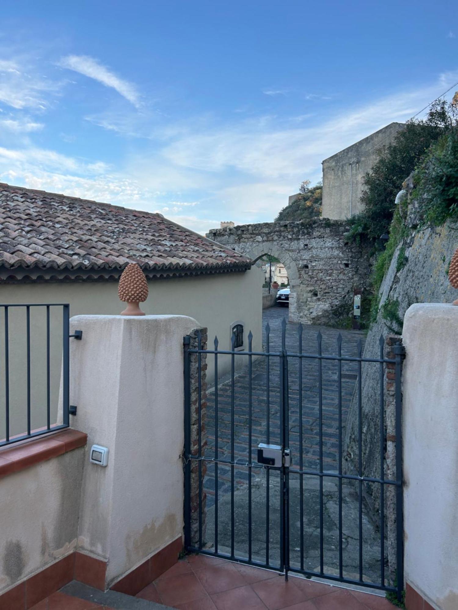 Casa Gambino Savoca Exterior foto